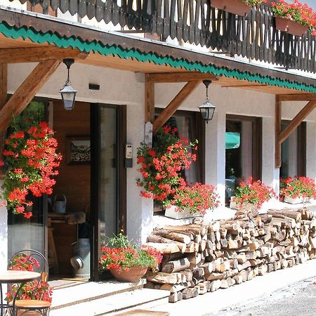 Fleur Des Neiges Hotel Morzine Exterior foto